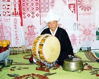 설위설경(說位說經)